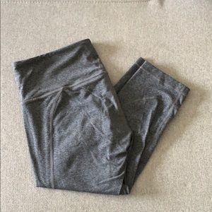 Salutation Athleta cropped leggings